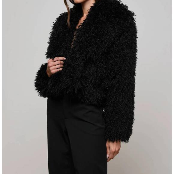NEW L'AGENCE aura cropped faux fur jacket in black - Picture 4 of 5